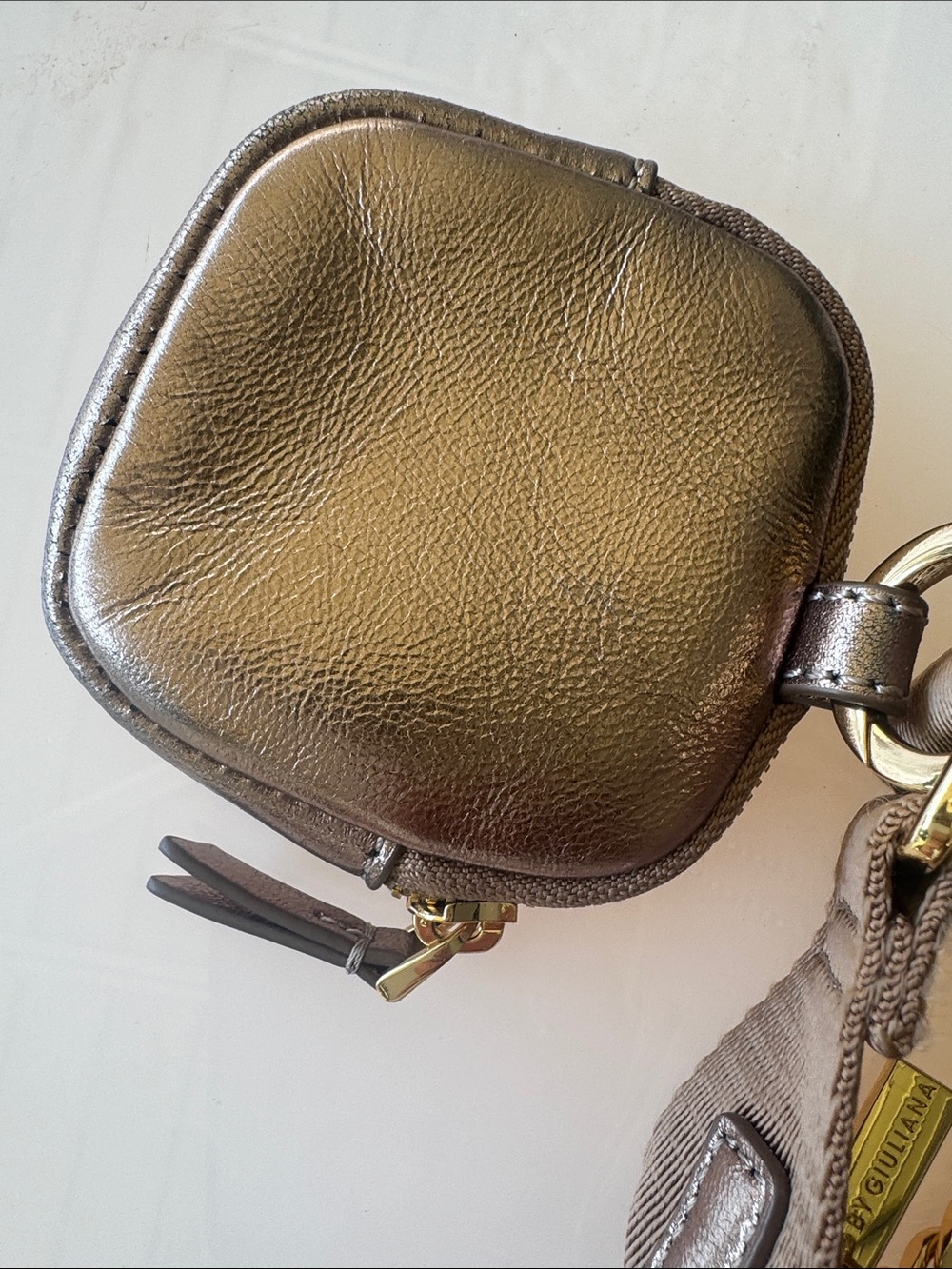 THREE BAGS!!! G by Giuliana Metallic Bronze Multiset Crossbody-Shoulder-Pouch - Picture 6 of 11